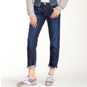 EUC Current Elliott Boyfriend Jeans in Size 28